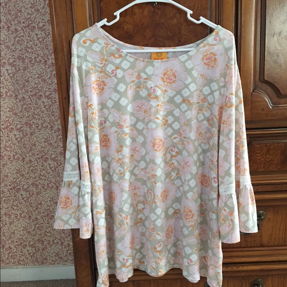 Ladies top